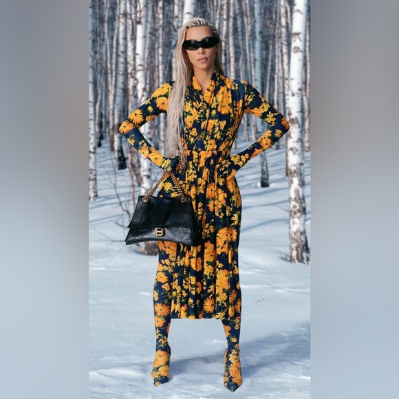 Balenciaga over the knee floral knife boots - Picture 3 of 3